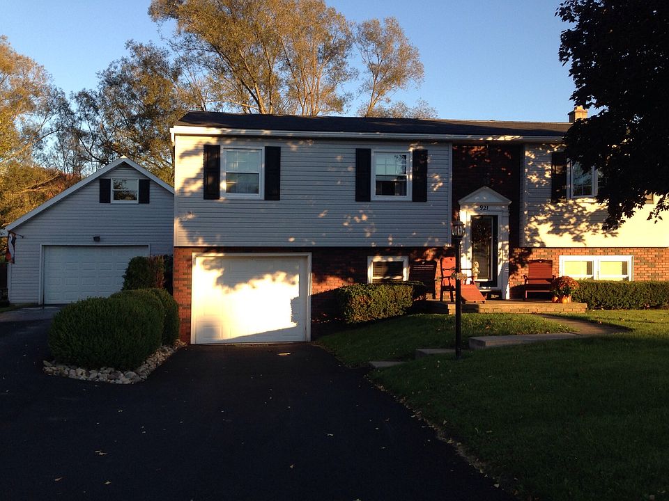 Front of house