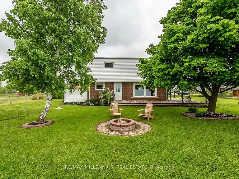 57 Lakeridge Blvd — Photo 3