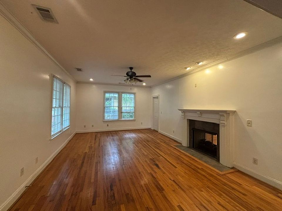 1st image of 1447 21st St