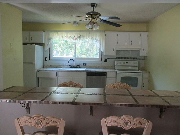 4th image of 9619 Lost Forest Dr