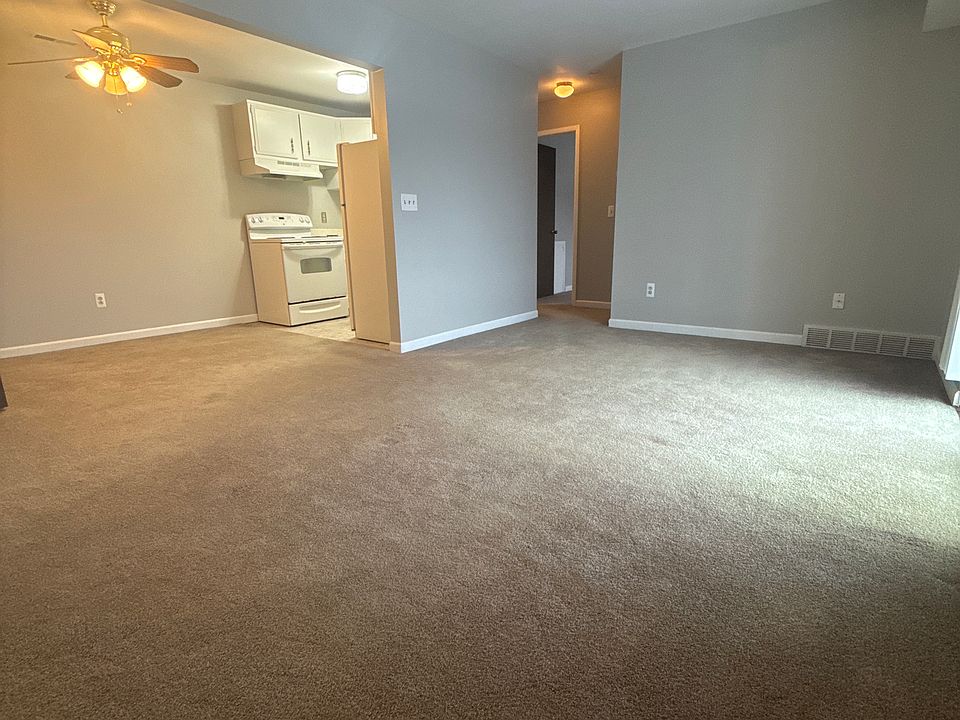 1st image of 1300 Dewey St #14