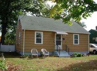 187 Monrovia St, Springfield, MA 01104