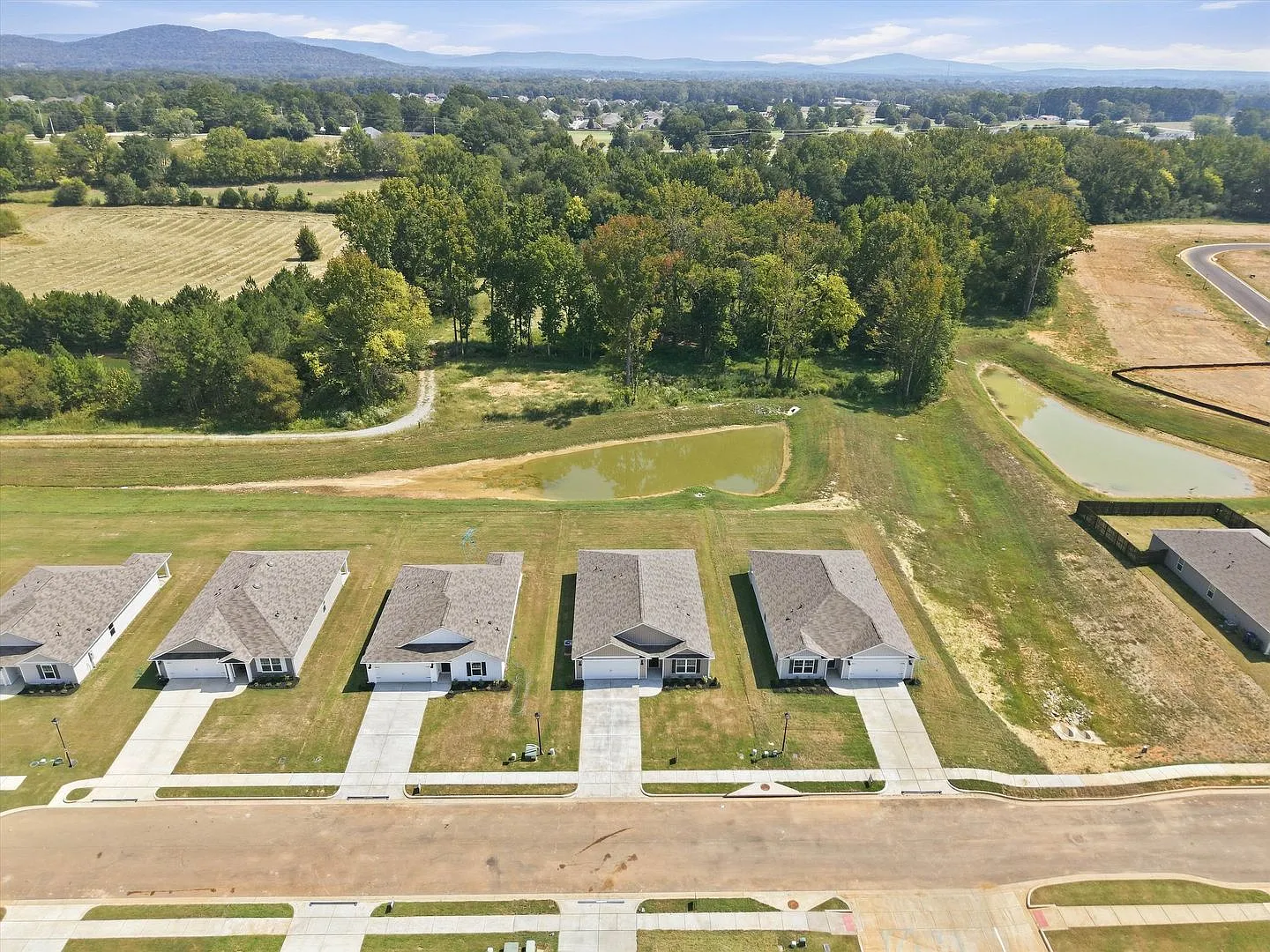Discover the Perfect Blend of Style, Comfort, and Quality in this New Home! — Photo 4