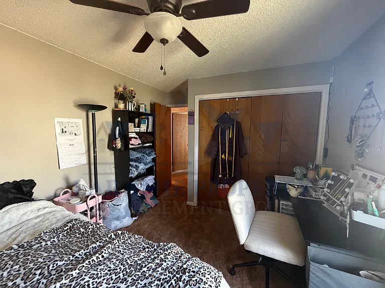 1905 Alsop Ln — Photo 16