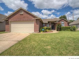 3218 N 2nd Pl, Broken Arrow, OK 74012
