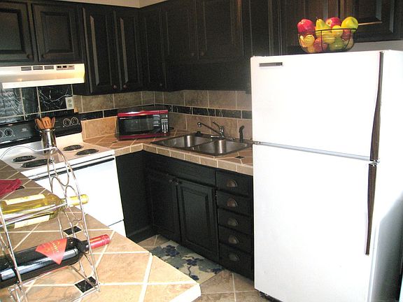 4th image of 201 Acklen Park Dr APT 16