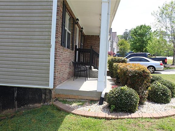 5th image of 4522 Waving Willow Ct