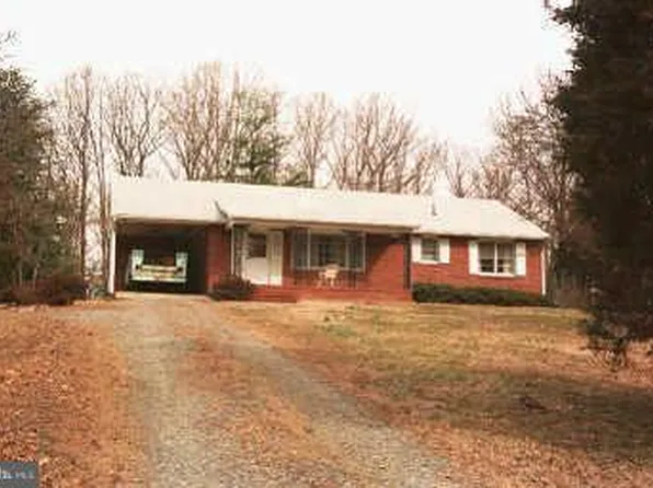 15 Big Spring Ln, Stafford, VA 22554