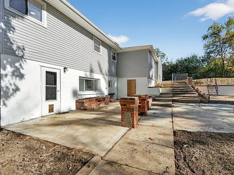 2544 Spring Forest Rd — Photo 48