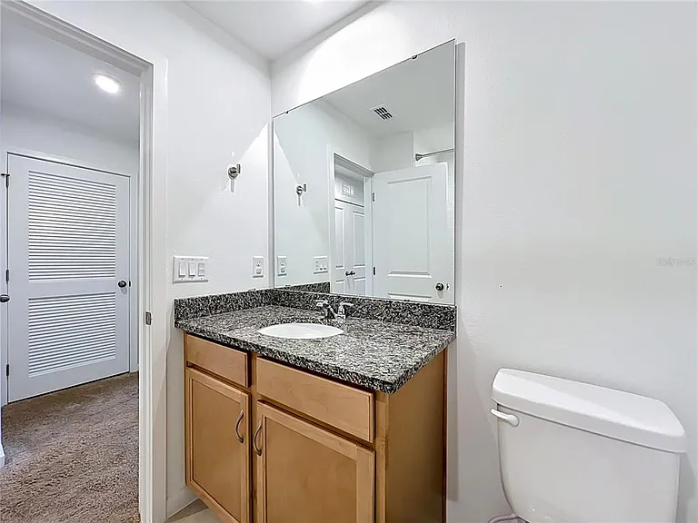 9848 Walkway Dr — Photo 40