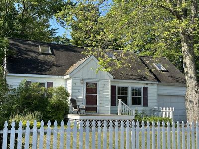 47 McIntosh Avenue, South Burlington, VT, 05403