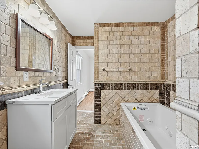 1618 Morningview Dr — Photo 21