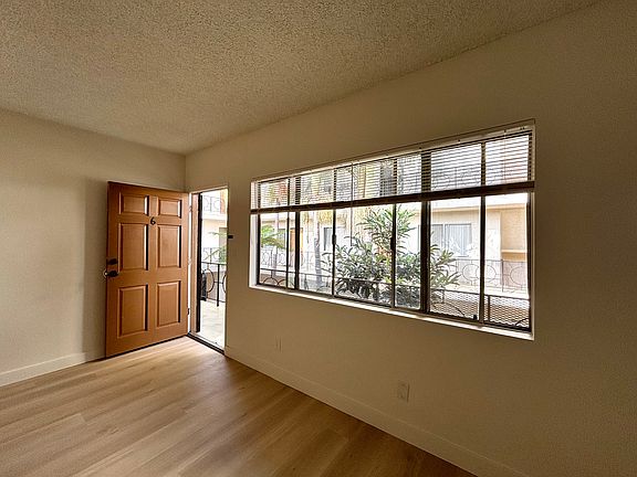 3rd image of 2126 W 182nd St #6
