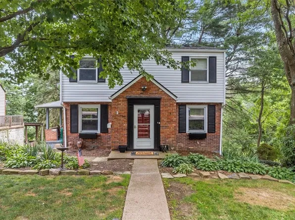 2006 Pleasant St, Bethel Park, PA 15102