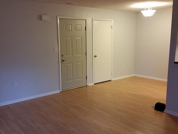 Entrance and Dining Area