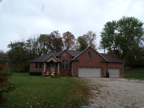 925 SE Main St, Paoli, IN 47454