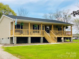 2362 Southbend Rd, Clover, SC 29710