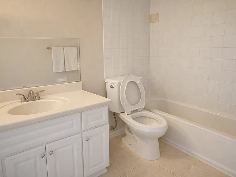 8646 Andromeda Rd — Photo 4