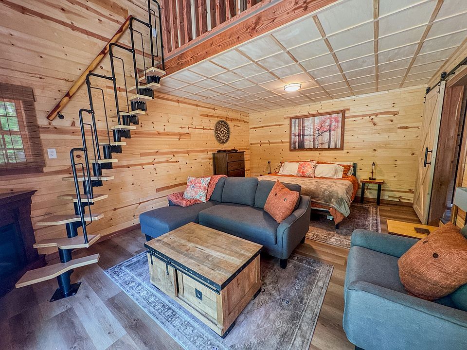 7th image of 220 Ovilla Ln