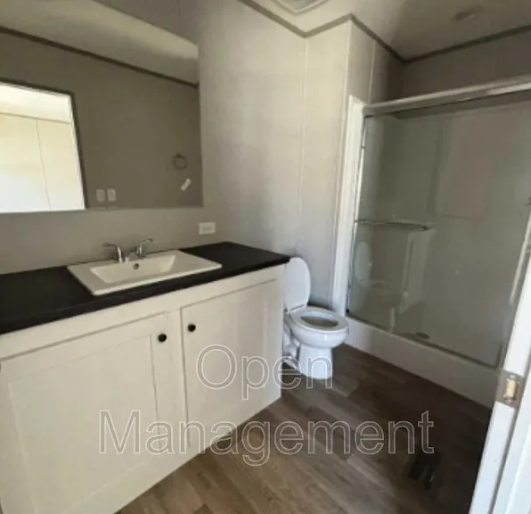 518 Everitt Ave #32 — Photo 12