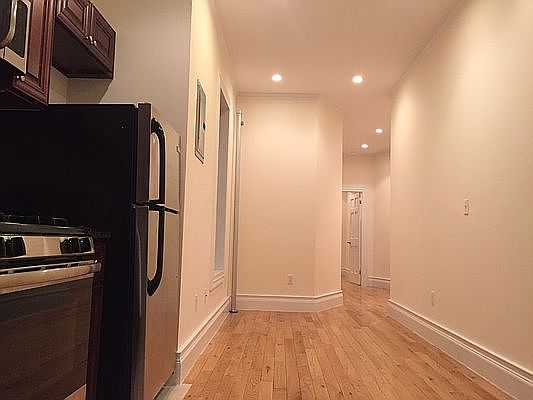 3rd image of 527 E 83rd St #5X