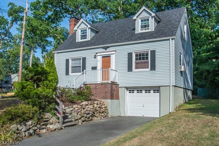 2nd image of 57 Lake Dr W