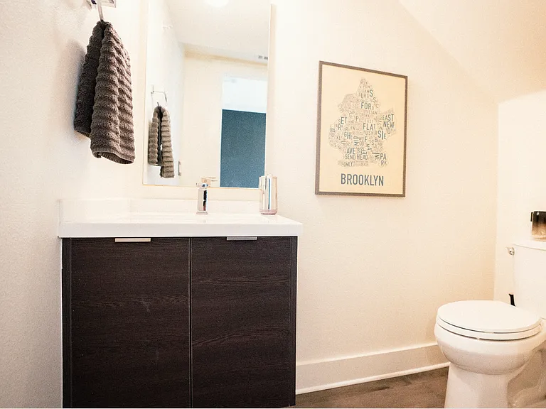 604 N Bluff Dr — Photo 13