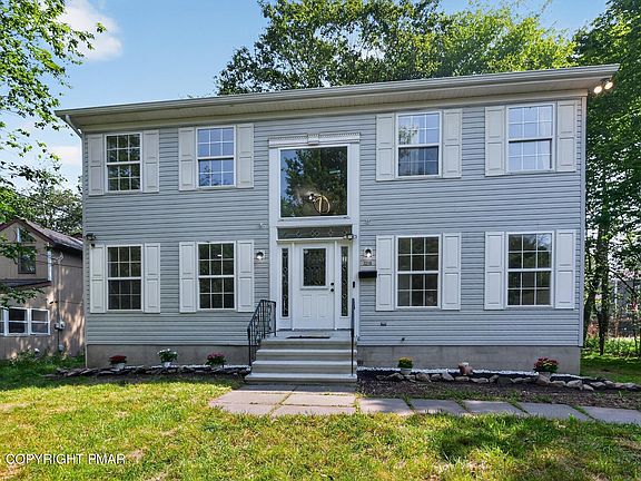 2nd image of 9186 Buttonwood Ct