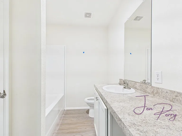 7420 Guide Meridian — Photo 27