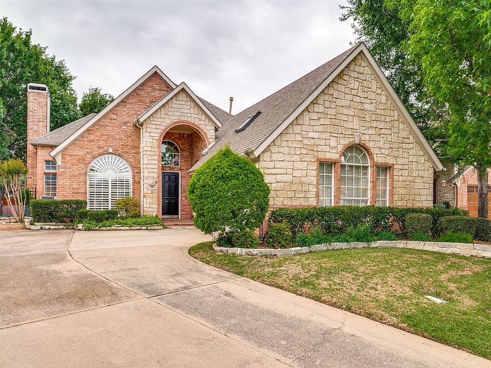 1st image of 306 Heatherwood Dr