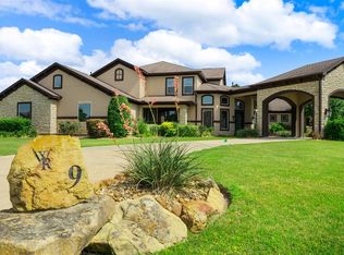 9 Copper Bottom Dr, Tomball, TX 77377