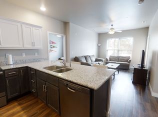 225 E Prentiss St UNIT 208, Iowa City, IA 52240