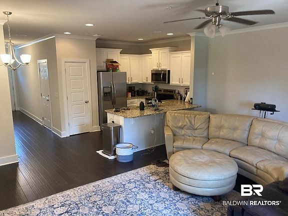 3rd image of 26918 Spyglass Dr