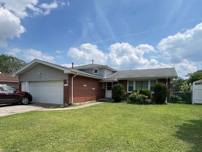 6631 W 89th Pl, Oak Lawn, IL, 60453