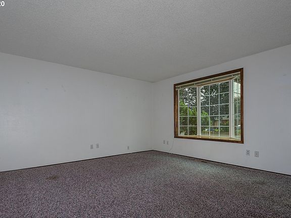 3rd image of 12714 NE 34th St