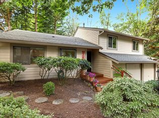 9725 SW Quail Post Rd, Portland, OR 97219