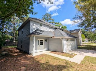 104 Kings Ct, Savannah, GA 31406