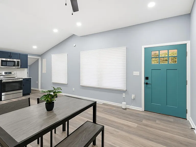 Common Area, front door