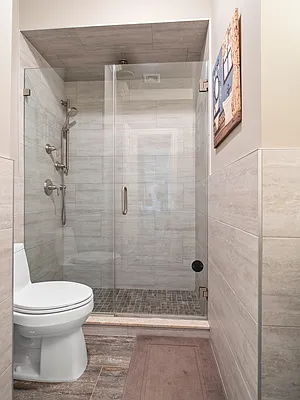 Sold by Casandra Properties Inc. | media 30