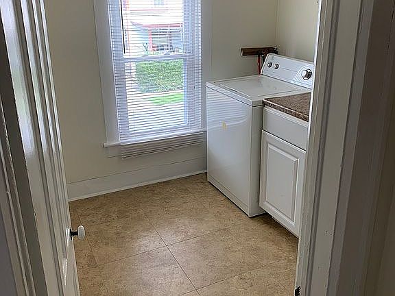 3rd image of 11 Morgan Ave