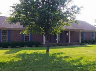 160 Whirlaway Ct, Mount Washington, KY 40047