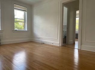 34-05 33rd St #4C, Astoria, NY 11106
