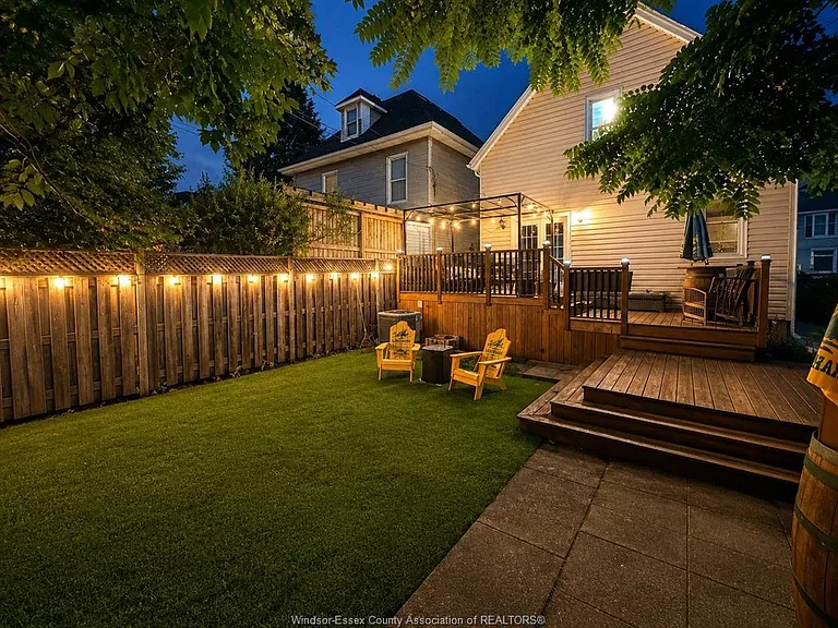 521 Windermere Rd — Photo 4