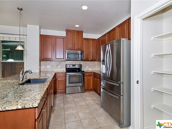 3rd image of 210 Sageleaf Willow Dr
