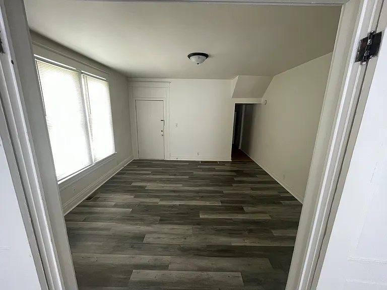1606 Grove St #A — Photo 9