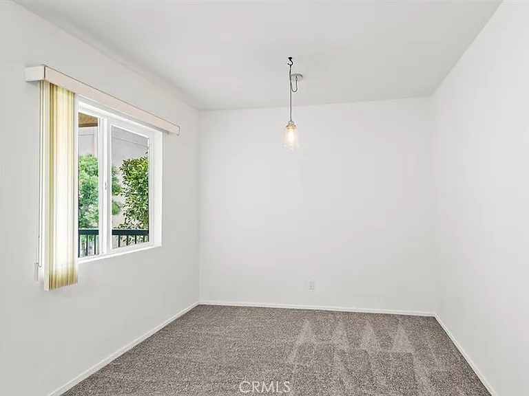 18307 Burbank Blvd #68 — Photo 8