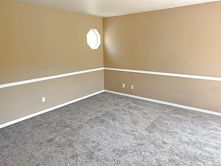 3541 Wagon Wheel Way — Photo 21