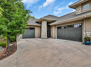 5922 N Ulmer Ln, Garden City, ID 83714