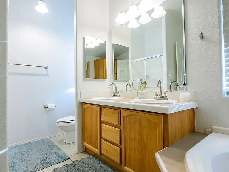 7860 E Benson Hwy — Photo 48