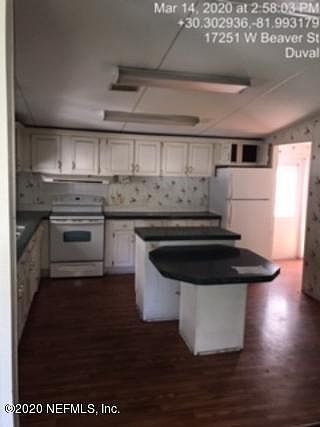 4th image of 17251 Beaver St W